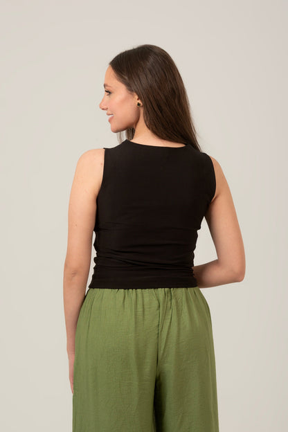 Synthetic Basic Square Sleeveless Top