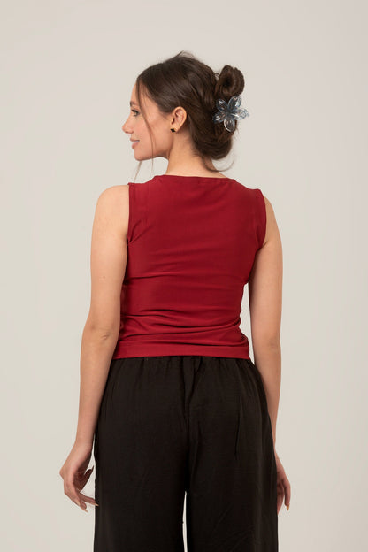 Synthetic Basic Oval Neck Sleeveless Top