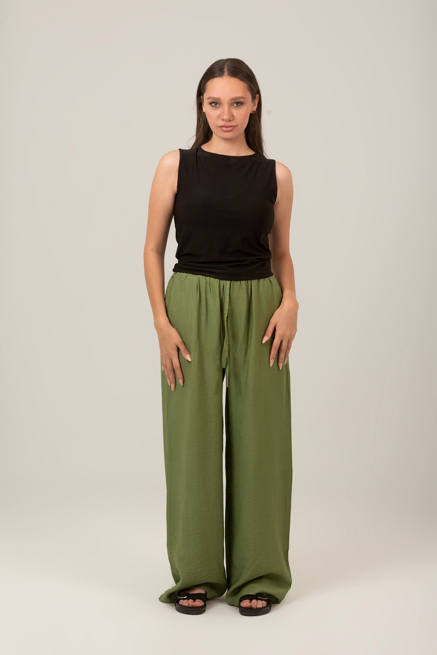 Synthetic Basic Oval Neck Sleeveless Top