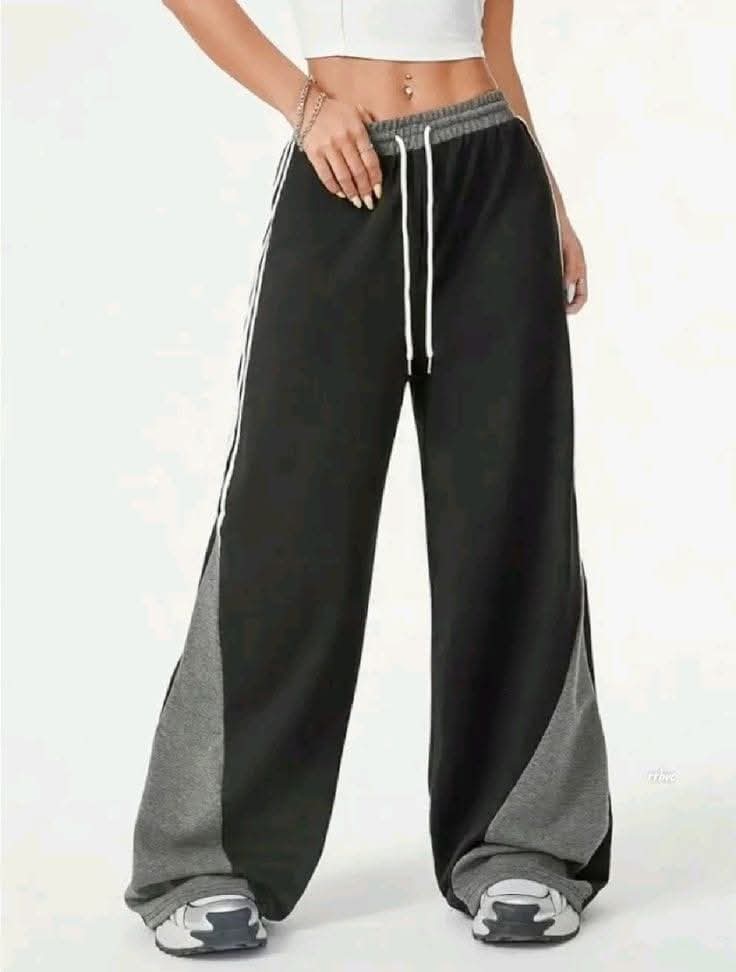 Fleece Wide-Leg Sweatpants - Black