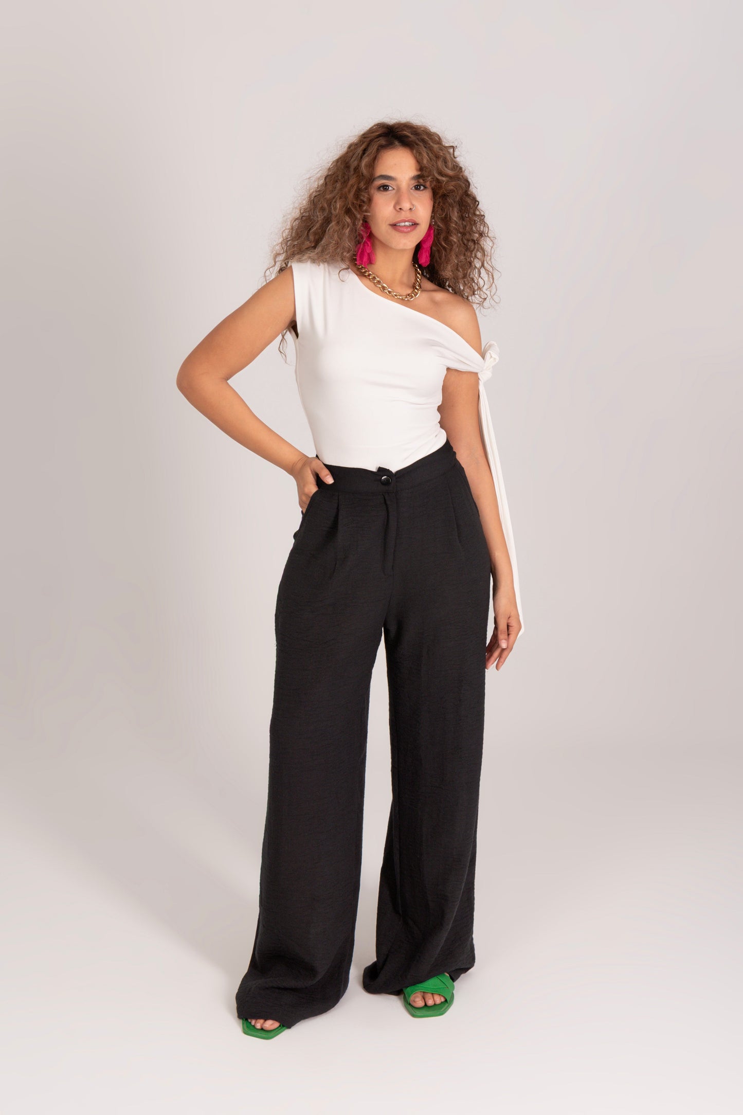 Synthetic Effortless One-Shoulder Top