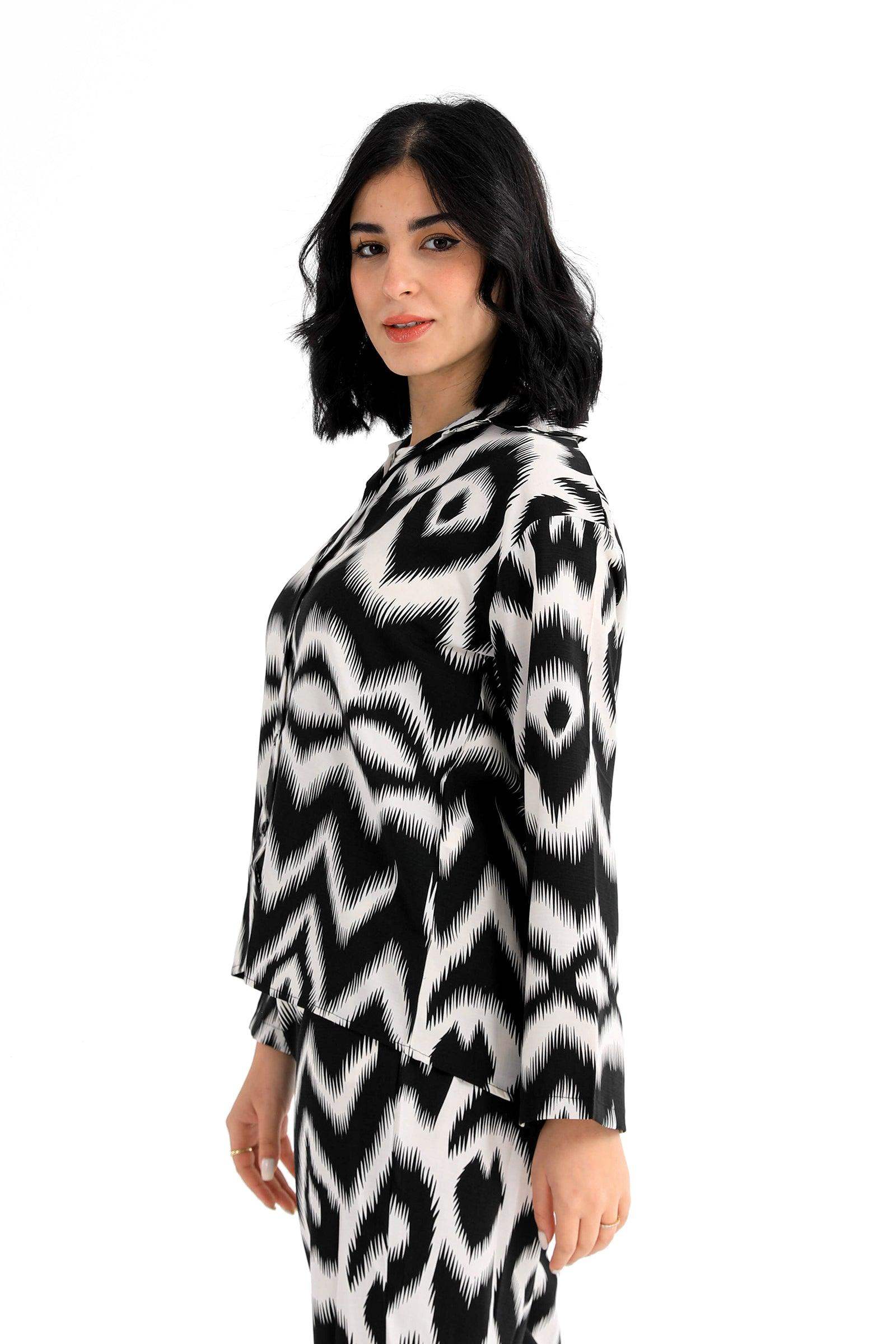 Black & White Patterned Shirt - Carina - ÙƒØ§Ø±ÙŠÙ†Ø§