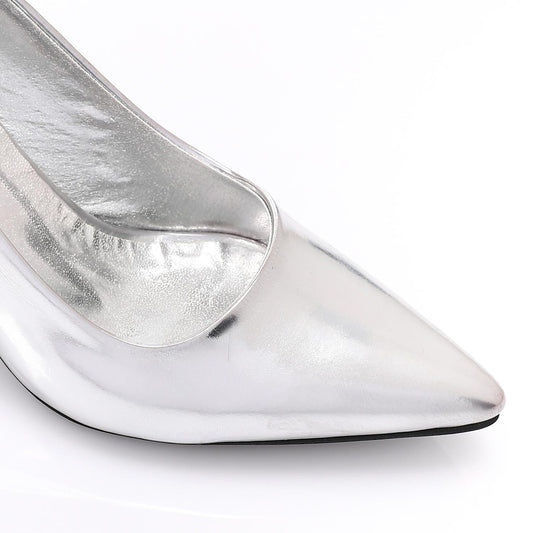 Patent Leather Kitten Pointed Shoes - Silver