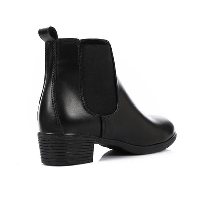 Leather Solid Chelsea Boots - Black