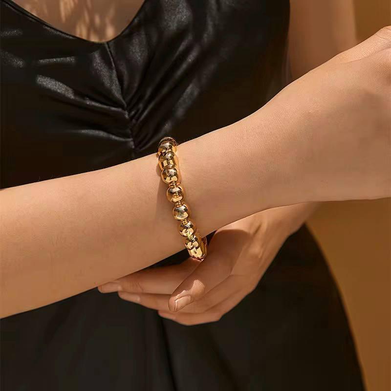 Beaded Bracelet - Elegant & Modern Design