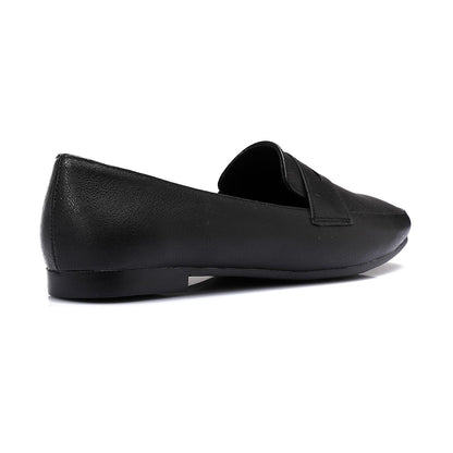 Leather Solid Flat Loafers – Black