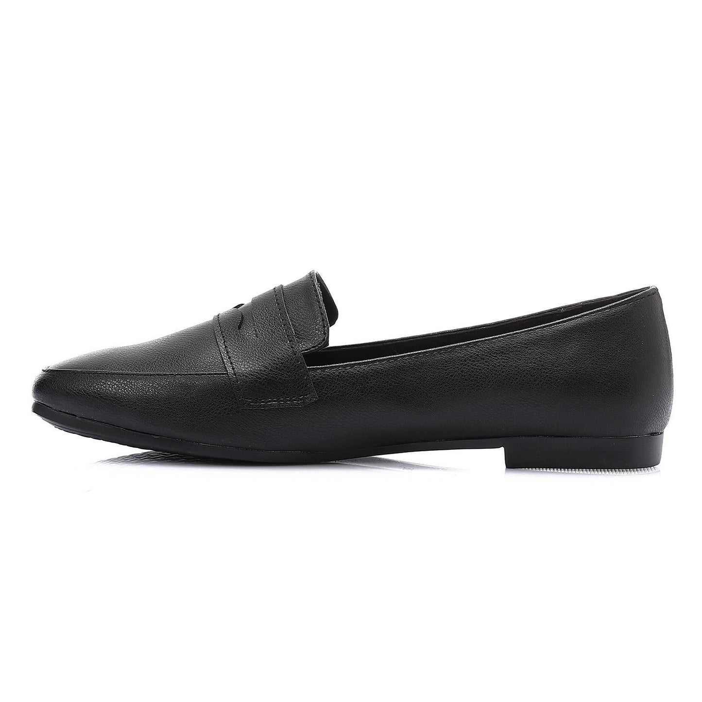 Leather Solid Flat Loafers – Black