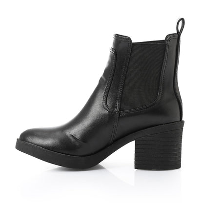 Leather Solid Ankle Boots – Black