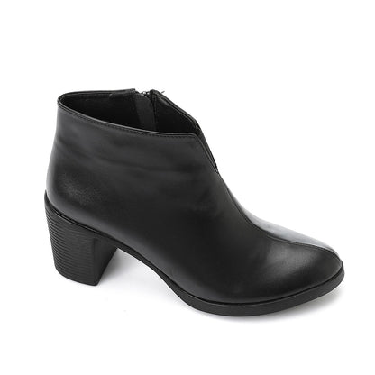 Leather Solid Ankle Boots – Black