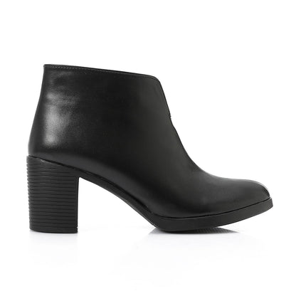 Leather Solid Ankle Boots – Black