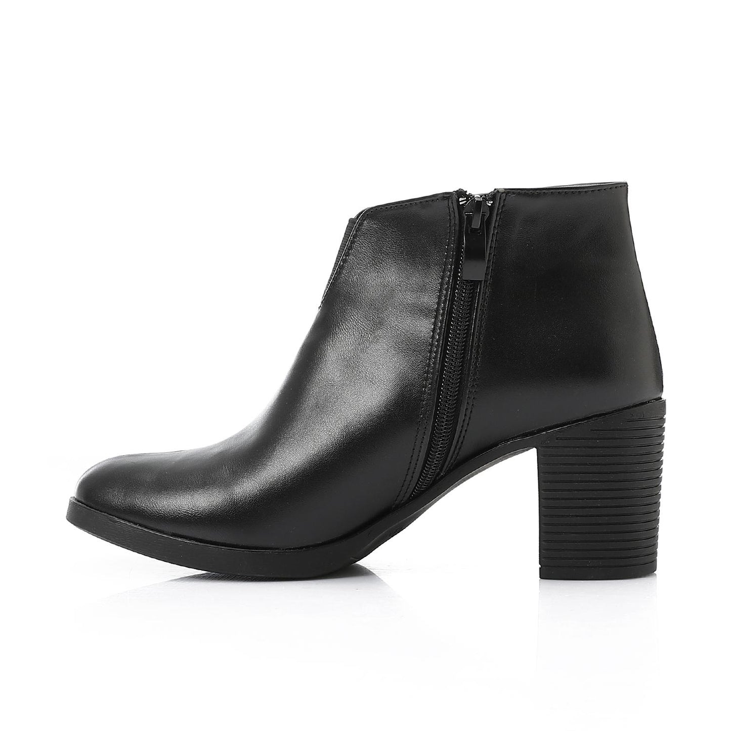 Leather Solid Ankle Boots – Black