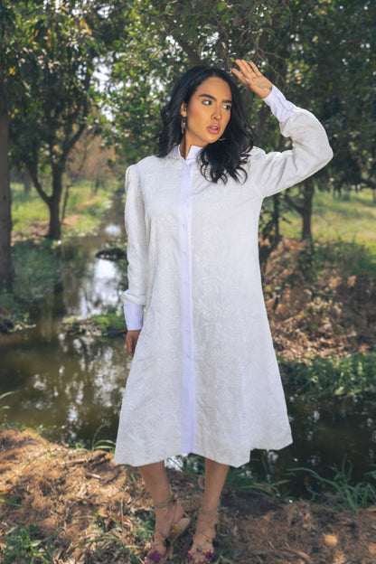 La Vie En Blanc Shirtdress