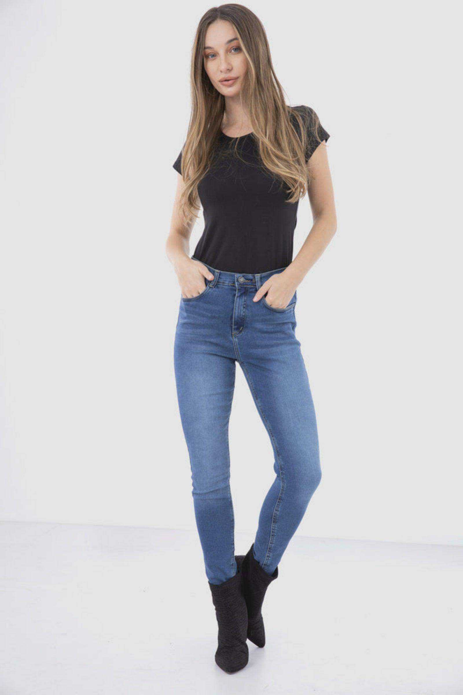 Round Neck Solid Top - Carina - ÙƒØ§Ø±ÙŠÙ†Ø§