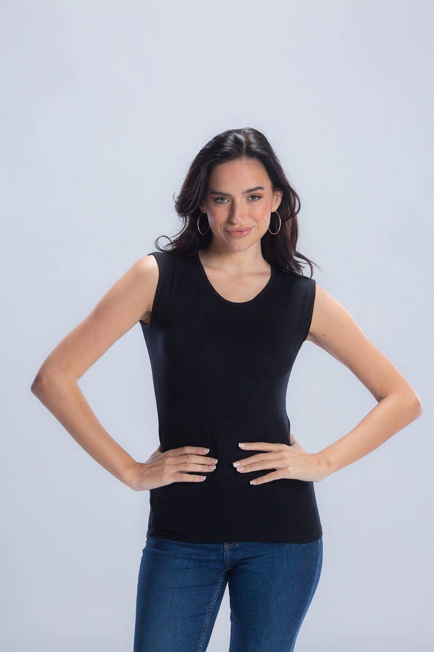 Sleeveless Crew Neck Top - Carina - ÙƒØ§Ø±ÙŠÙ†Ø§